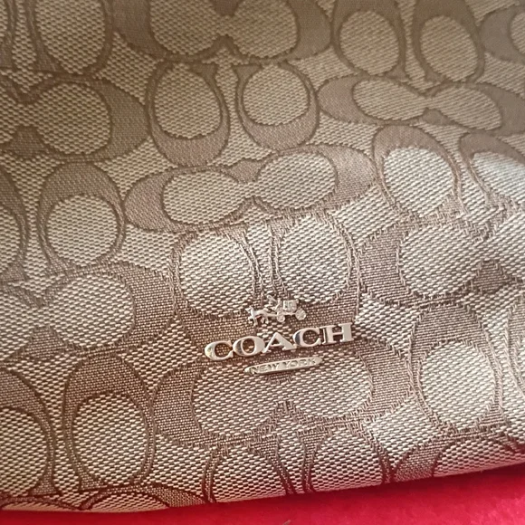 Coach Signature Tan and Brown Shoulder Bag - Picture 2 of 9